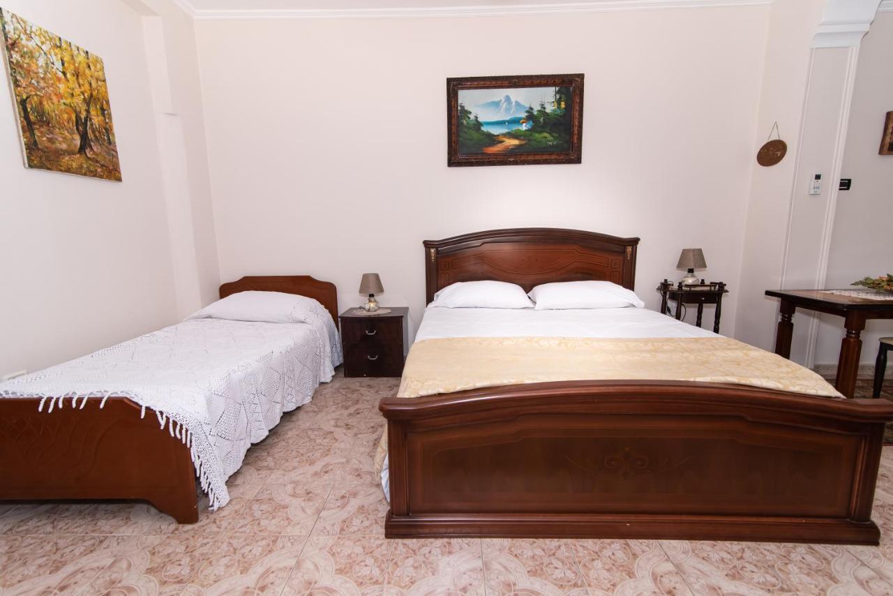 Erla'S Apartment Tirana Bagian luar foto